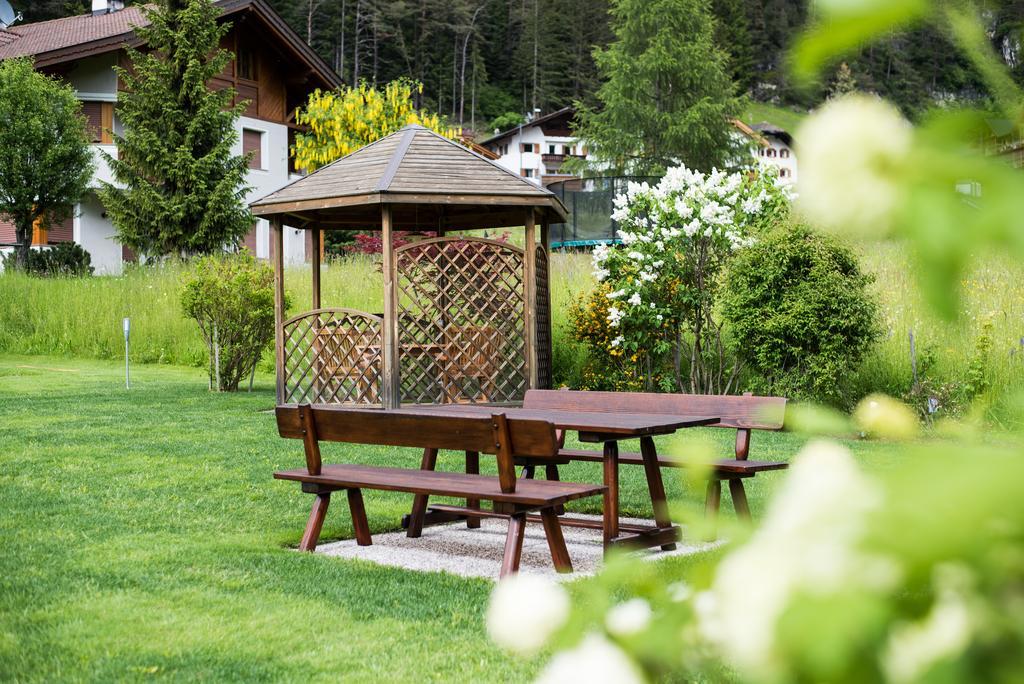 Apartment Suliva Santa Cristina Val Gardena Buitenkant foto